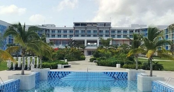 hotel almirante